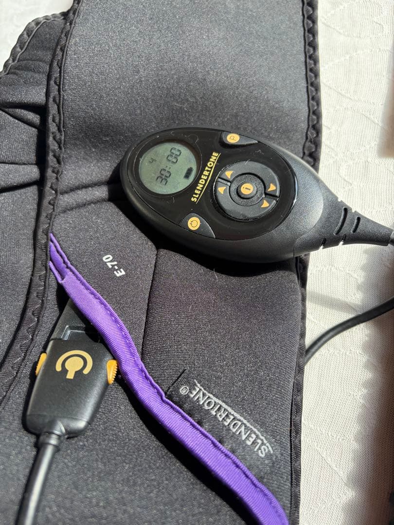 スレンダートーン Abs 腹筋ベルト EMS お腹引き締め ダイエット