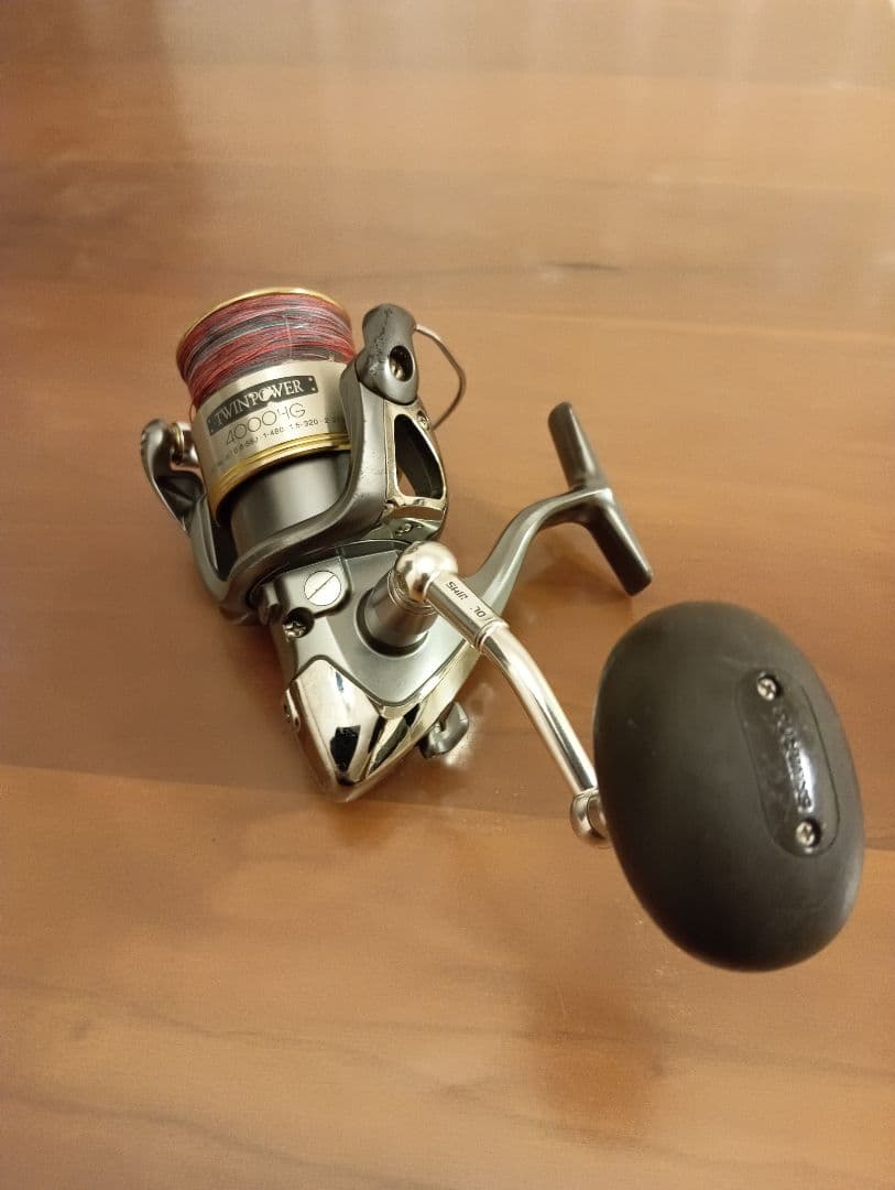 TWIN POWER 4000HG スピニングリール