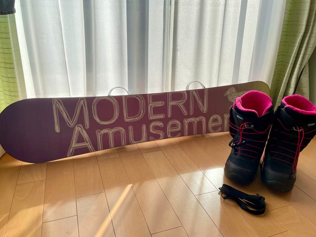 Modern Amusement スノーボード 3点セット 144㎝ レディース