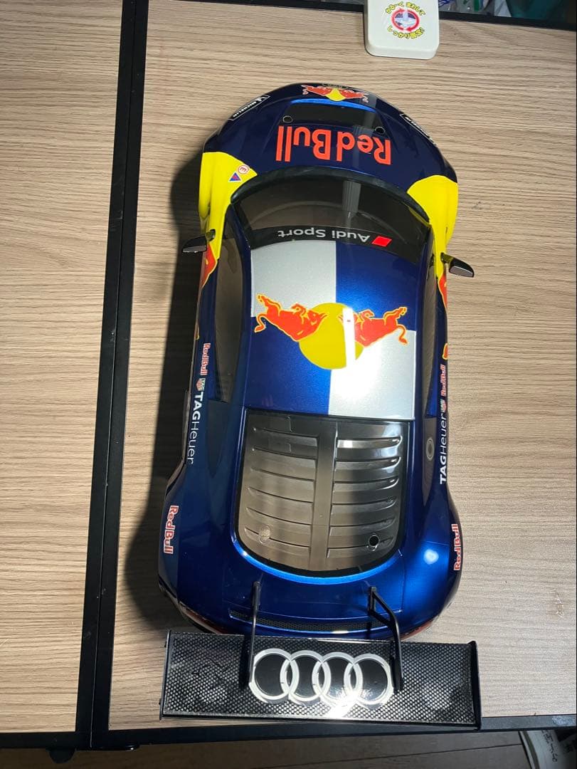 タミヤAudi R8 Red Bull カラー裏貼り未走行ボディ