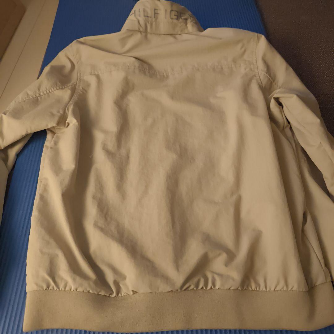   ベージュ ジャケット