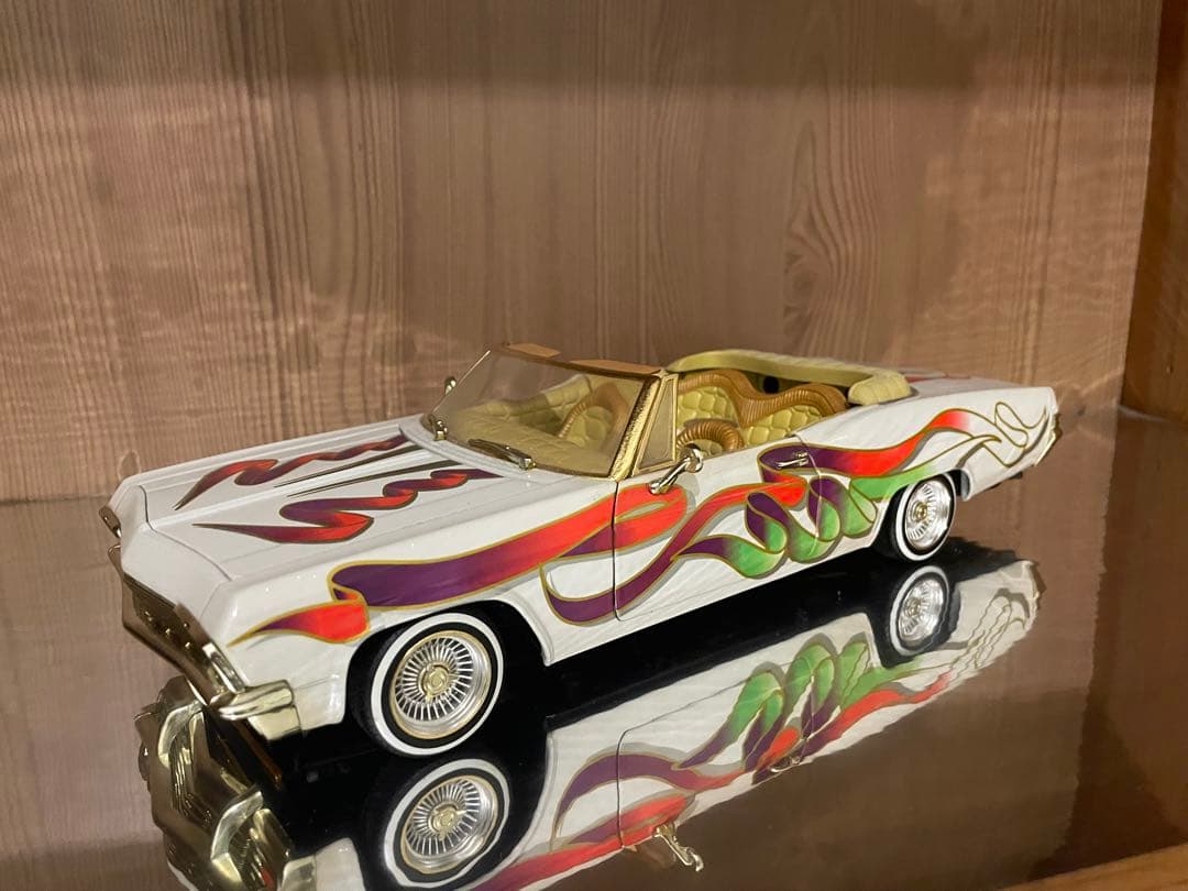 HOT WHEELS 1/18 1965 シボレー インパラ ローライダー
