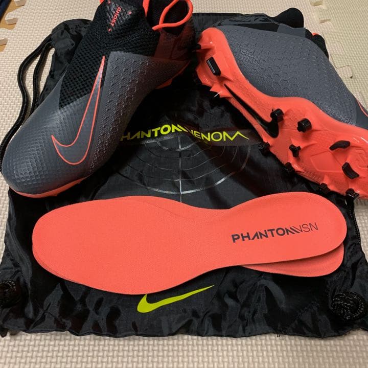 NIKE ファントムビジョンfg