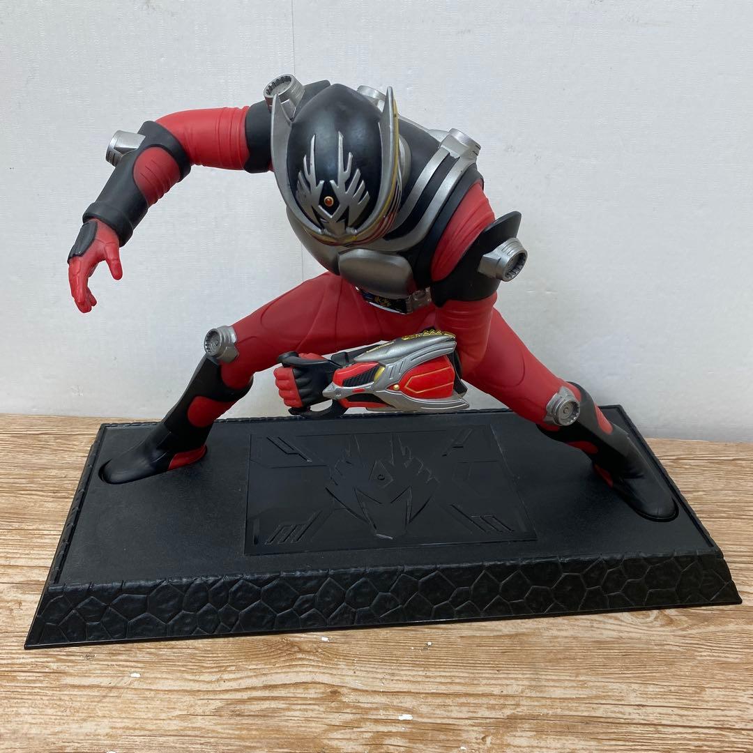 京本コレクション 仮面ライダー龍騎 仮面ライダーリュウガ 二体SETおまけ付き