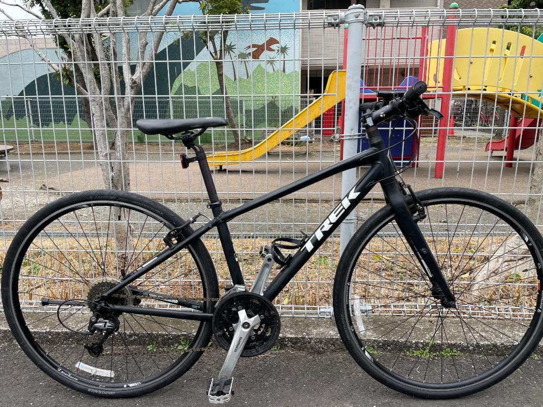 TREK 7.4FX-クロスバイク-手渡しのみでお願いします。