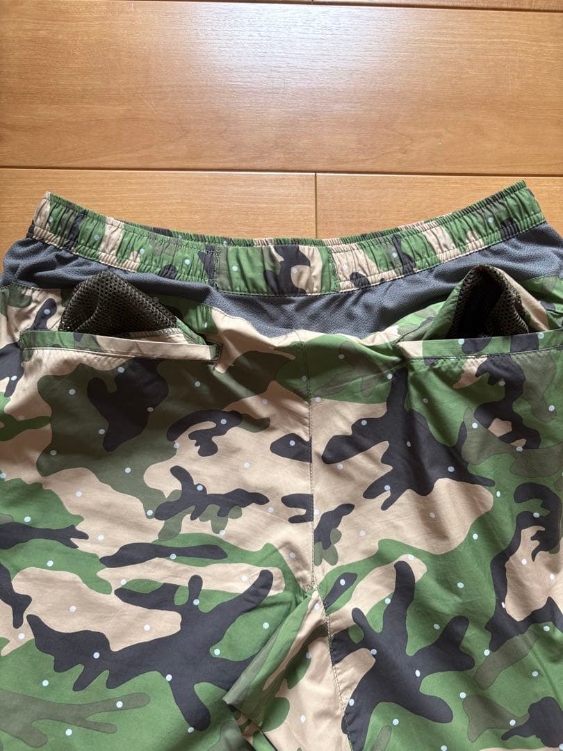 【美品】ナイキ NIKE x fcrb ダブルネーム 緑 迷彩ドット柄