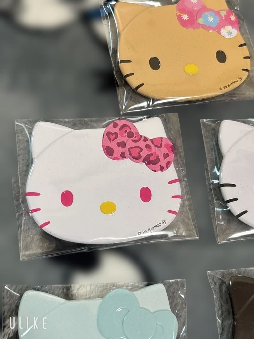 HELLO KITTY フェイス缶バッジ　9種セット 入手困難♥️期間限定出品