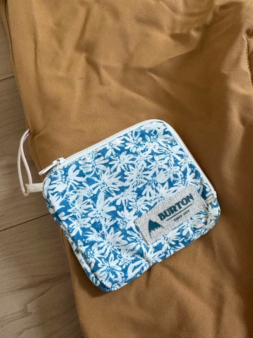 BURTON スノーボードパンツ　Mサイズ