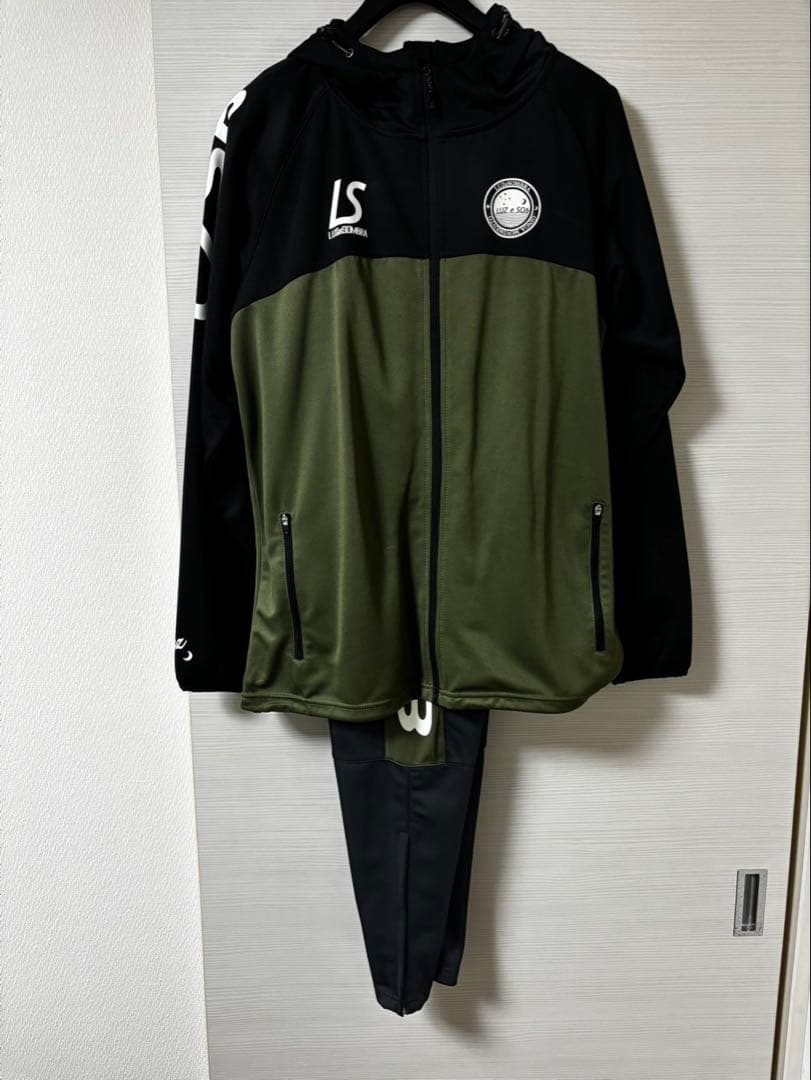 LUZeSOMBRAのトレーニングトップス&ボトムセット