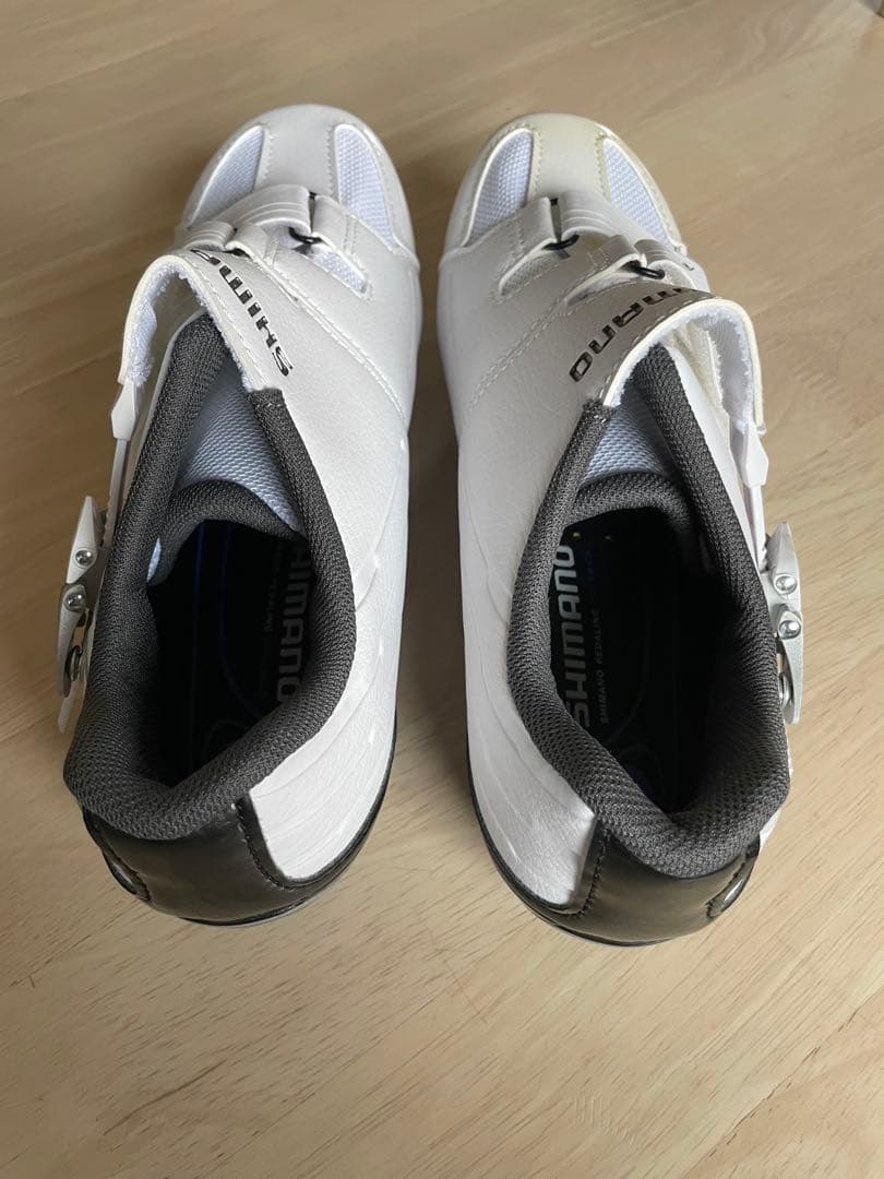 SHIMANO サイクリングシューズ ホワイト