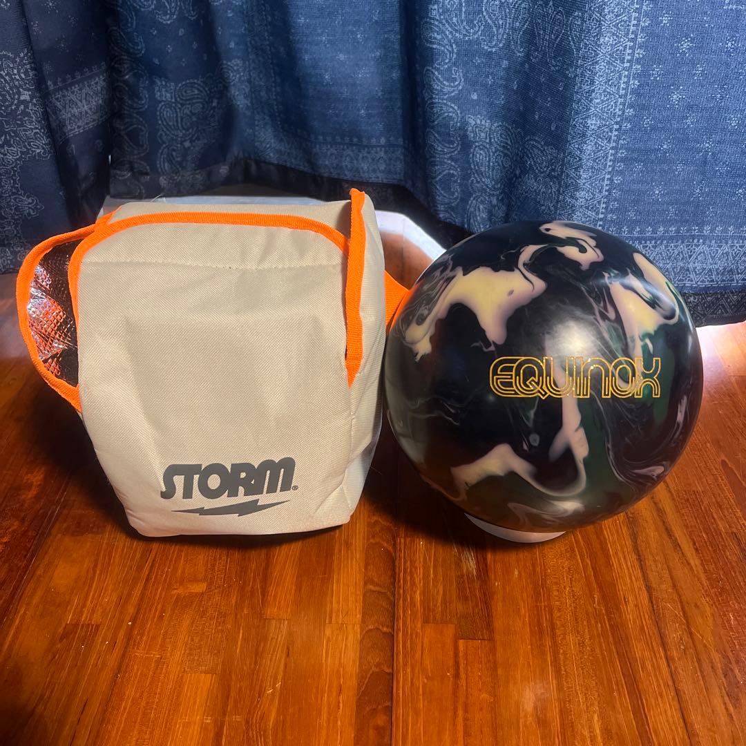 STORM EQUINOX イクイノックスソリッドボウリングボール