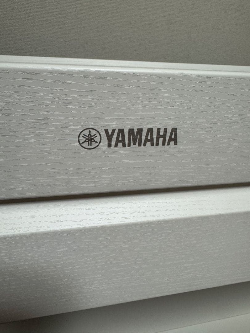 YAMAHA 電子ピアノ ARIUS（アリウス）　ホワイト