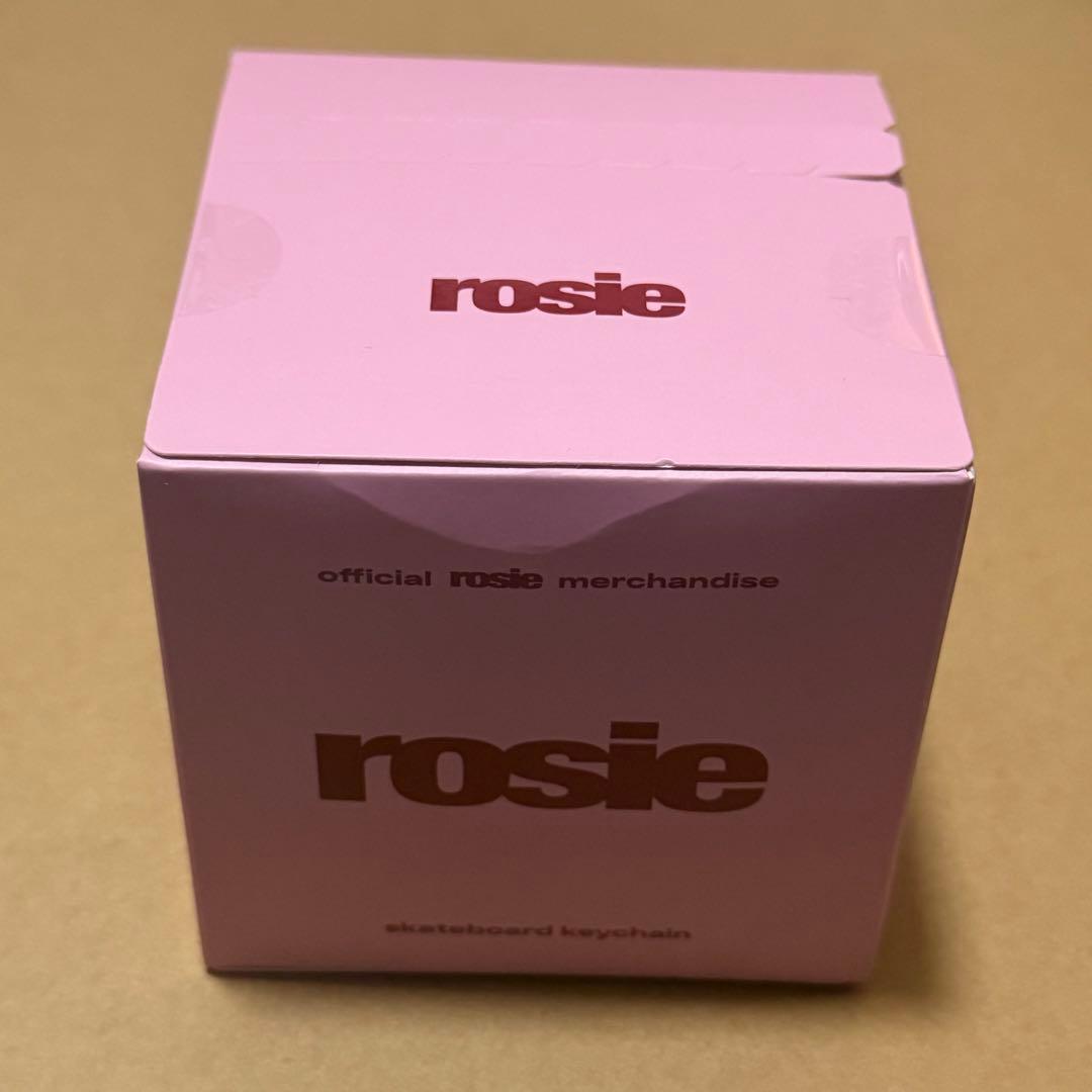 ロゼ　ROSE スケートボード　キーリング　2種　大阪　ポップアップ　rosie