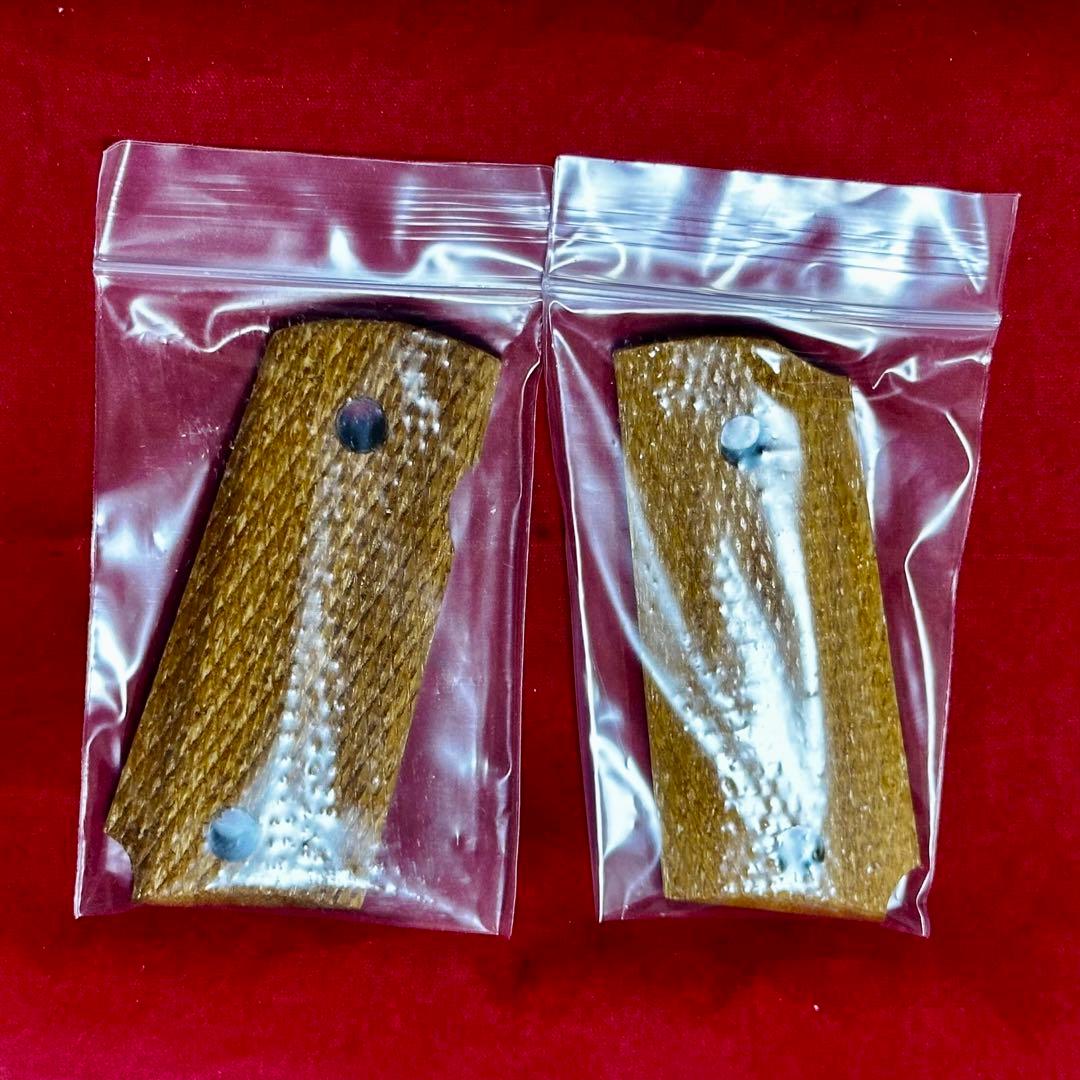 東京マルイ デトニクス.45 コンバットマスター用 木製グリップ