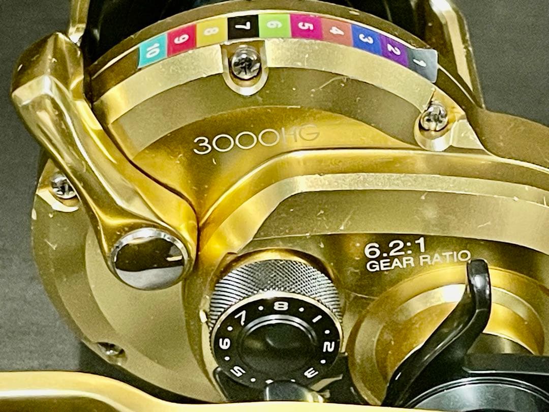 14オシアジガーリミテッド3000hg 右ハンドル