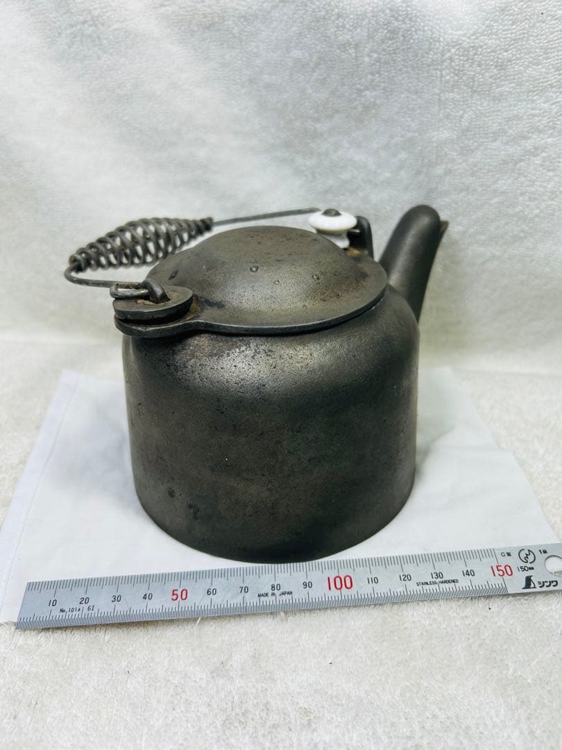 超美品　ワグナーの小型のビンテージ 鋳鉄製ケトルの出品です。 Type A刻印