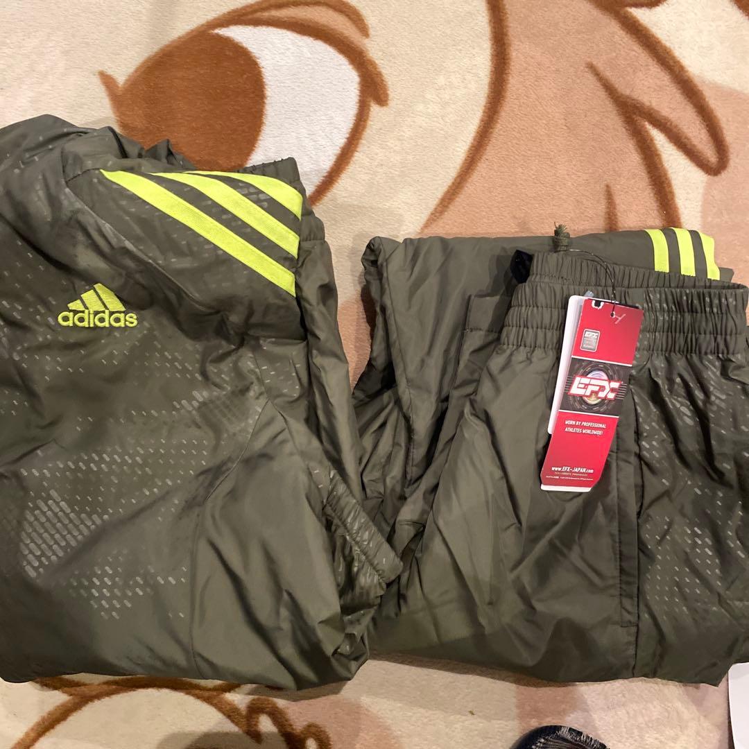 新品adidas AK607 ウィンドブレーカー 上下　M 　定価17,640円