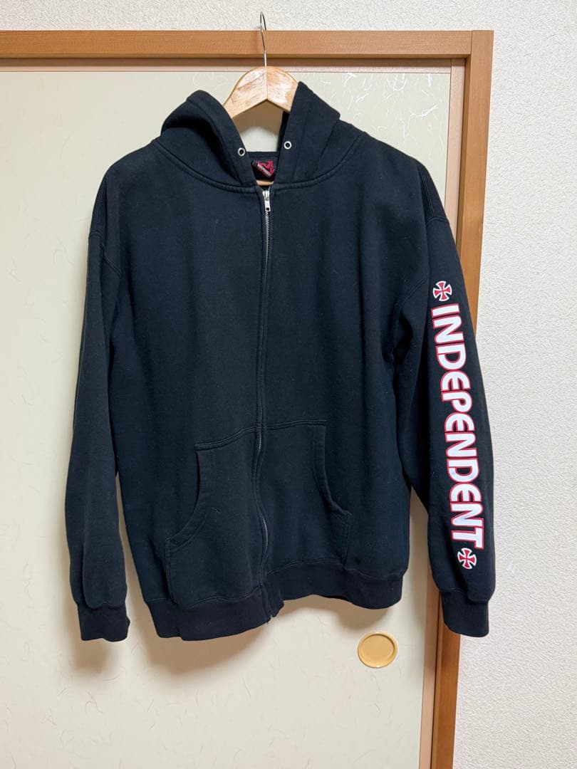 INDEPENDENT フルジップフーディ 黒