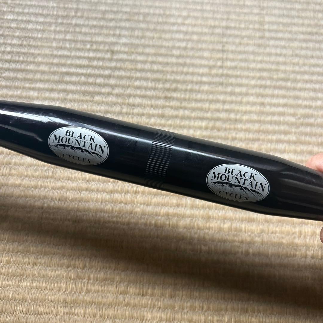 BLACK MOUNTAIN CYCLES BAR NONE ハンドル