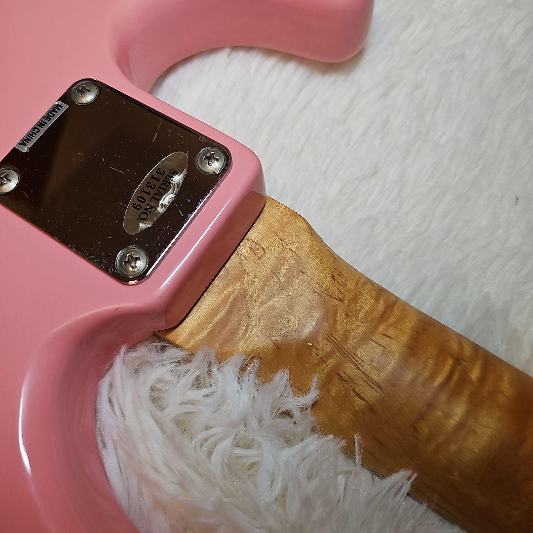 バスカーズ　BUSKER'S エレキベース ピンク