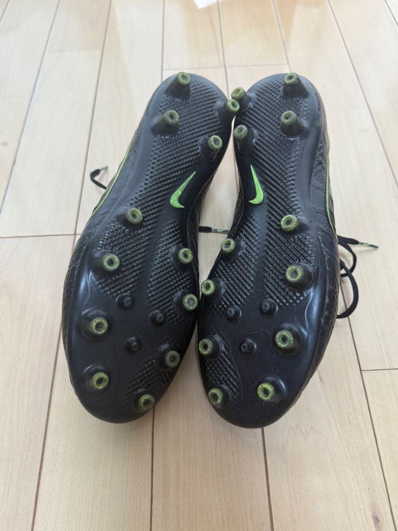 NIKE ファントムヴェノム AG