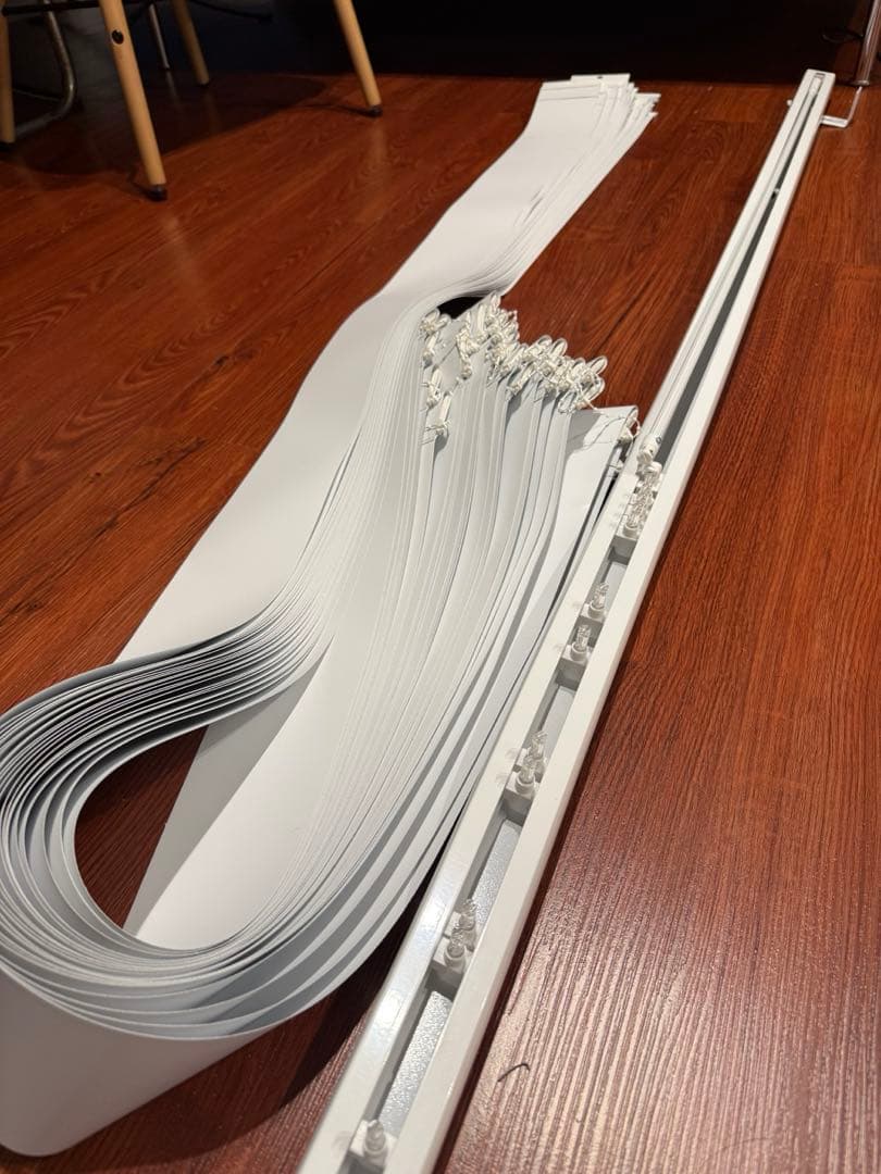 右京　1級遮光 バトン式 バーチカルブラインド 幅170cm 丈206cm