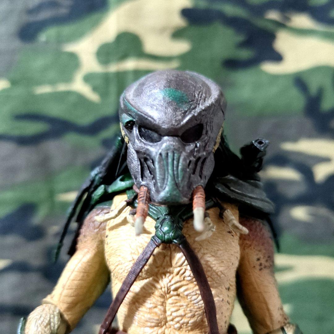 NECA トラッカープレデター＆プレデターハウンド2体セット(中古品)／✨希少品