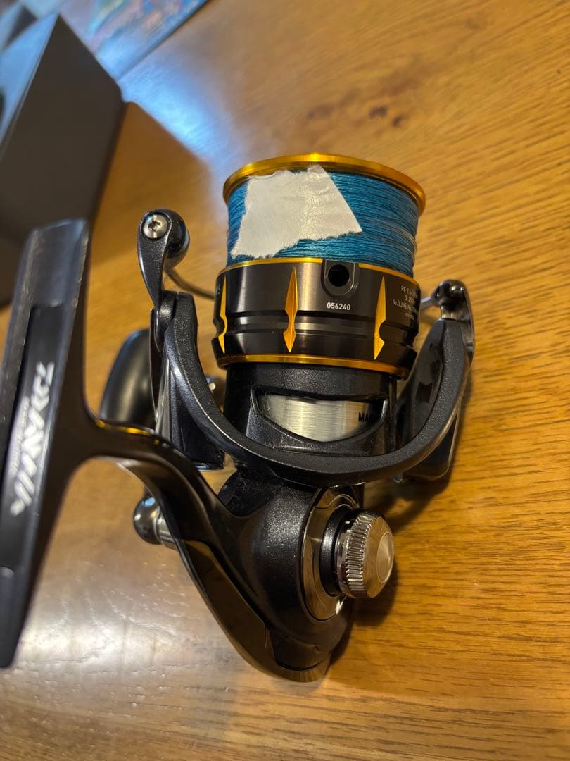 美品 ダイワ 15フリームス4000 DAIWA 15 FREAMS4000