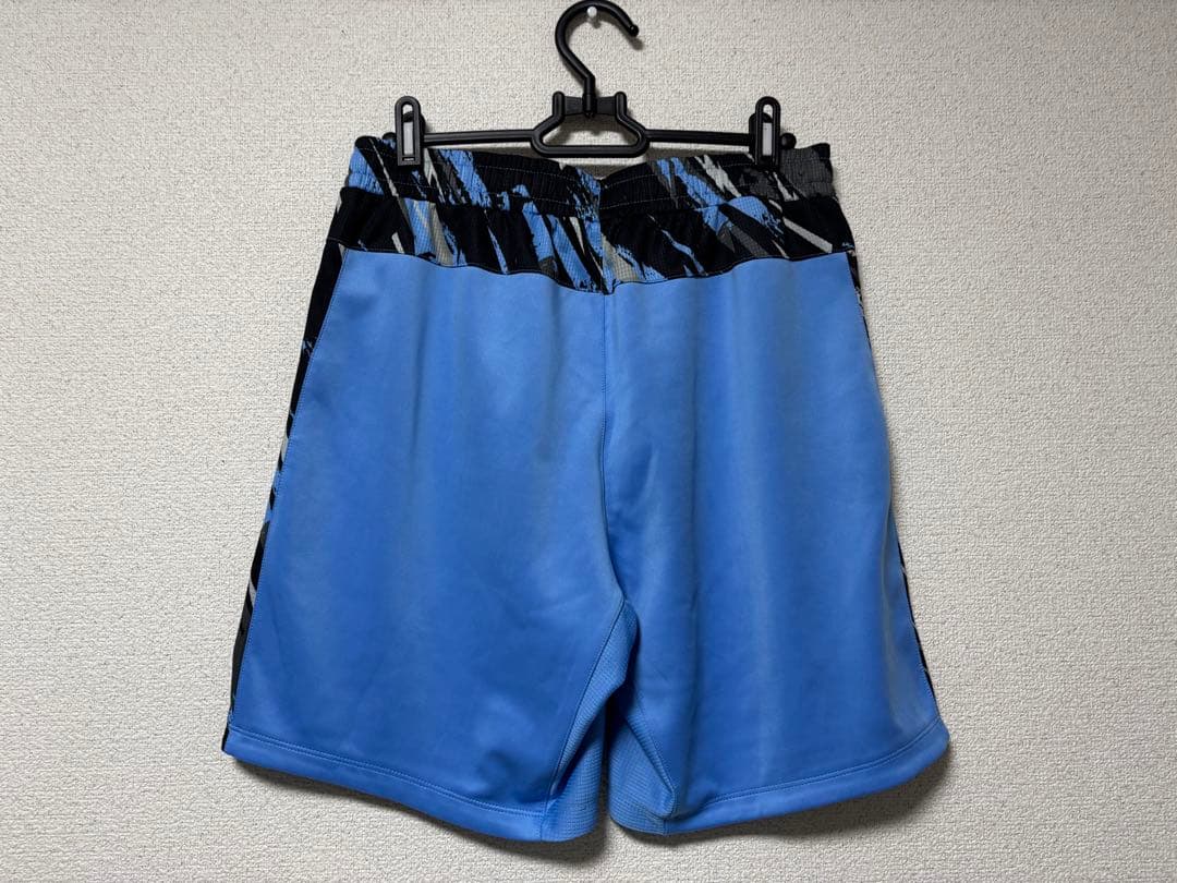 YONEX ハーフパンツ Lサイズ