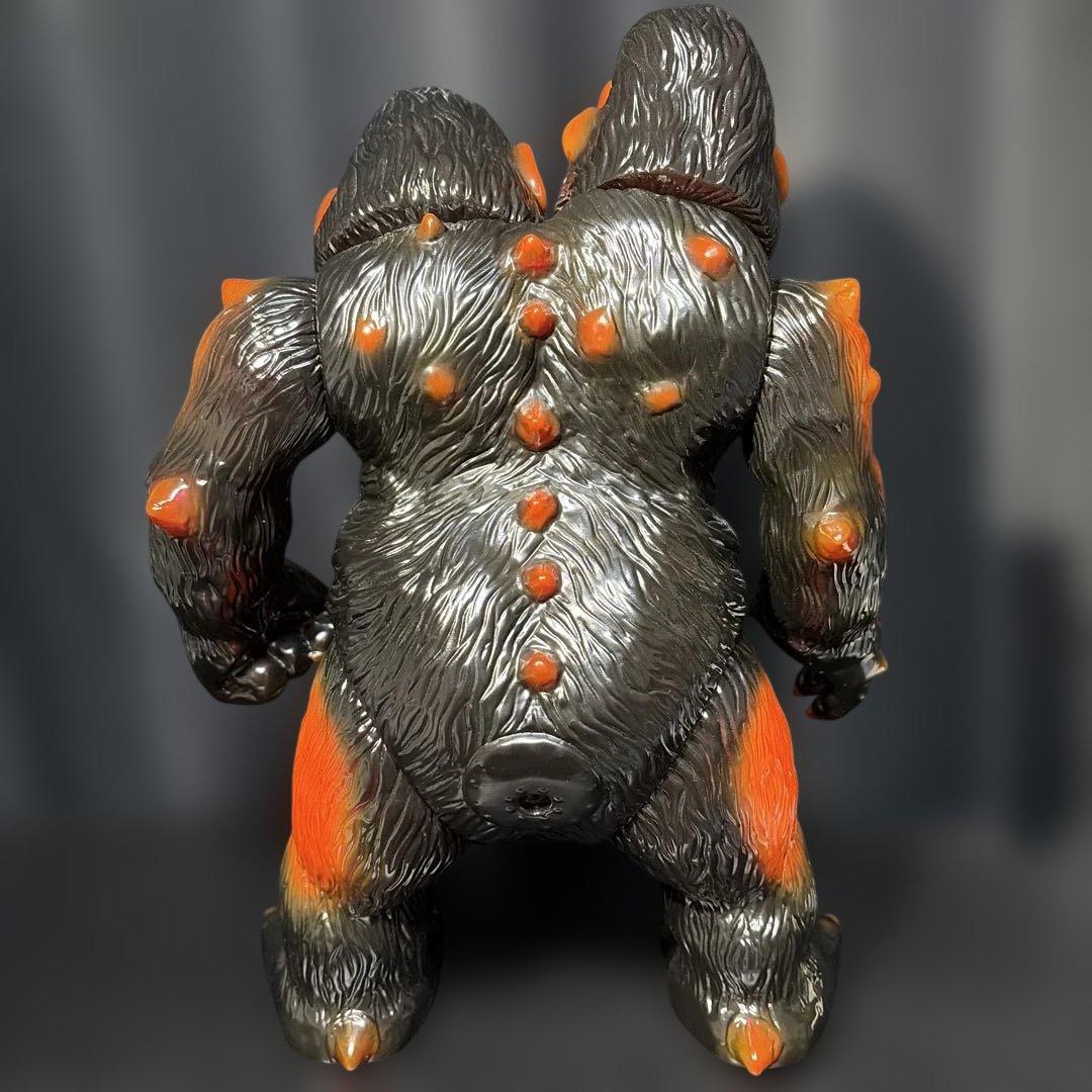 J*n様 ゴリラ獣 赤色 クリア ソフビ