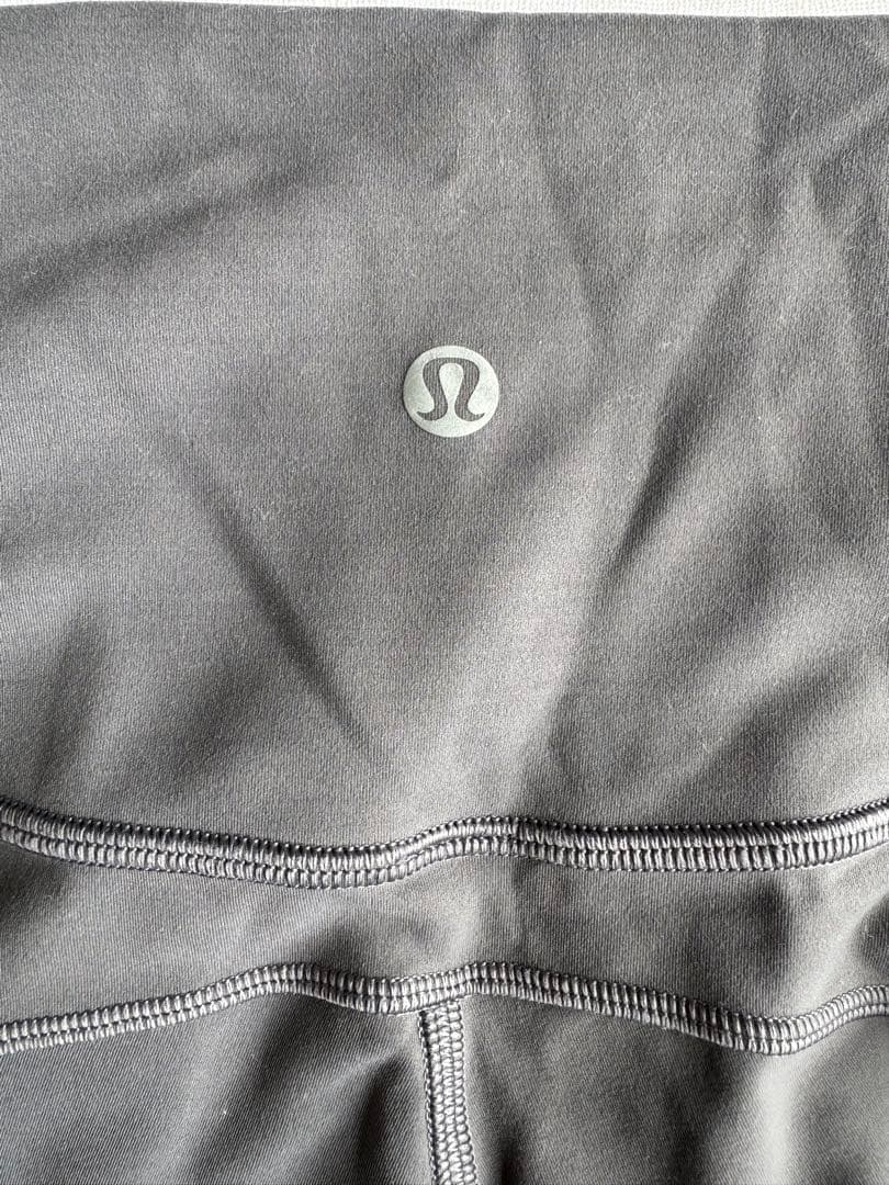 【 ルルレモン lululemon 】 レギンス グレー 匿名配送