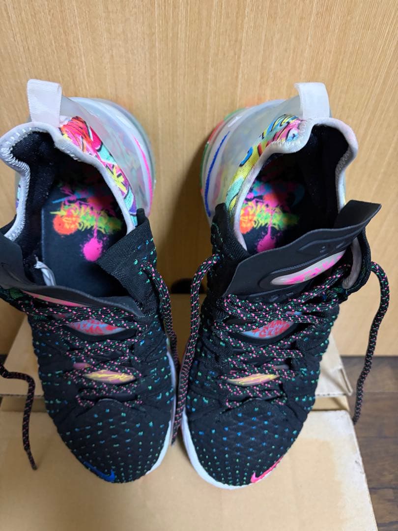 Nike LeBron 18 27.5cmマルチカラー極美品