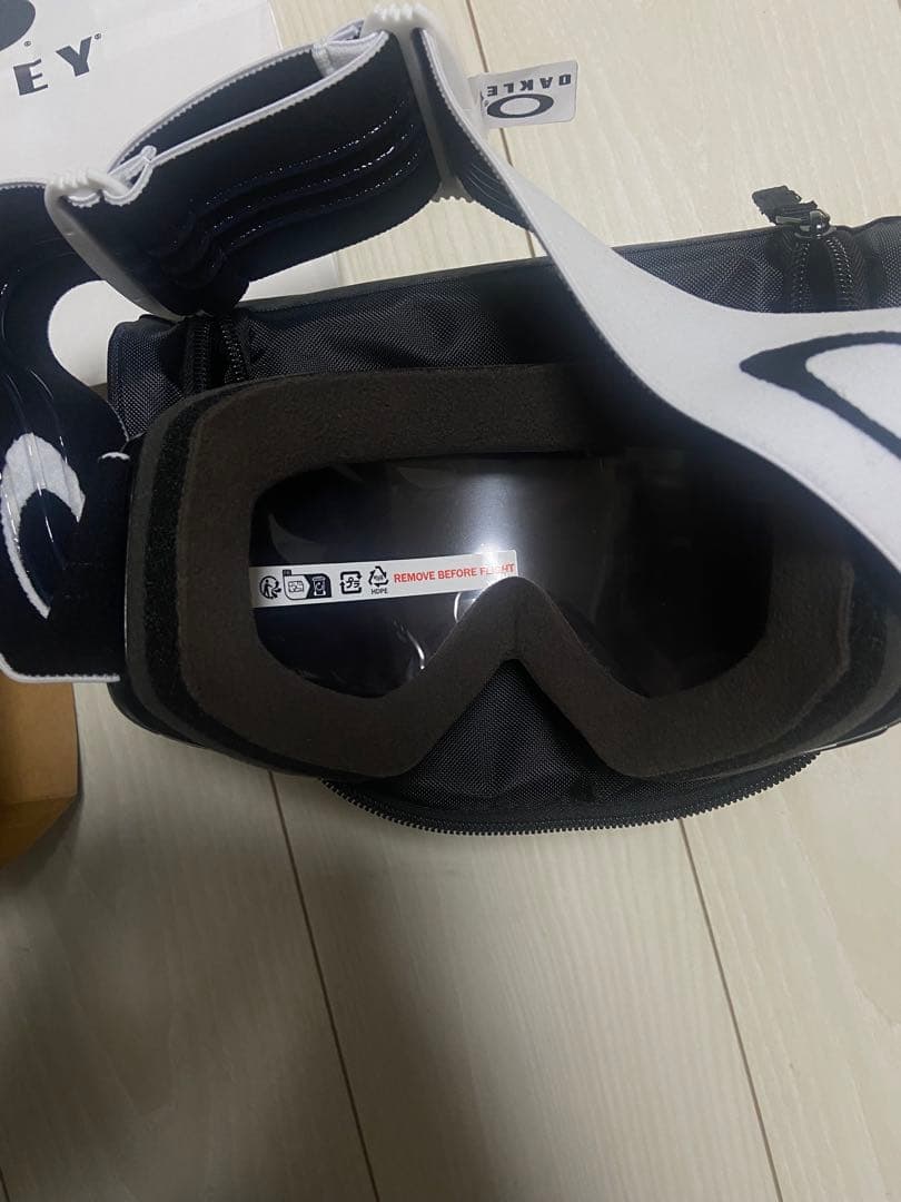 Oakley ゴーグル　Flight Deck L Matte White w