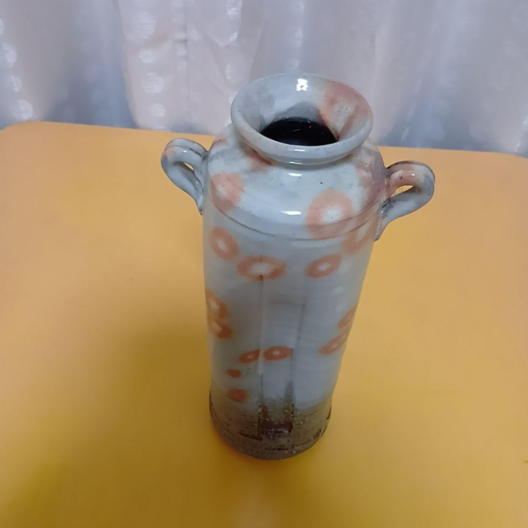 骨董 萩焼 花生 陶華山 松尾藻風 花瓶 丸耳花器 灰白釉 鉄斑文様 一輪挿し