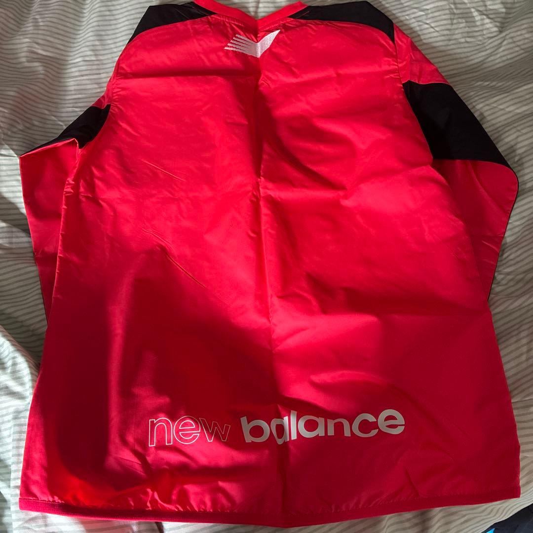New Balance 赤 長袖 Tシャツ Mサイズ