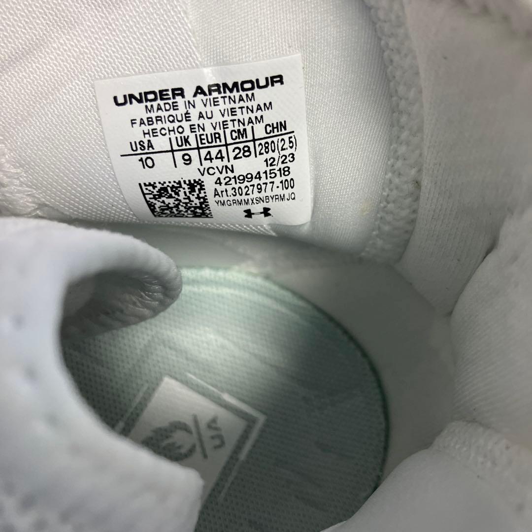 送料無料 新品 underarmour アメフトspotlight clone