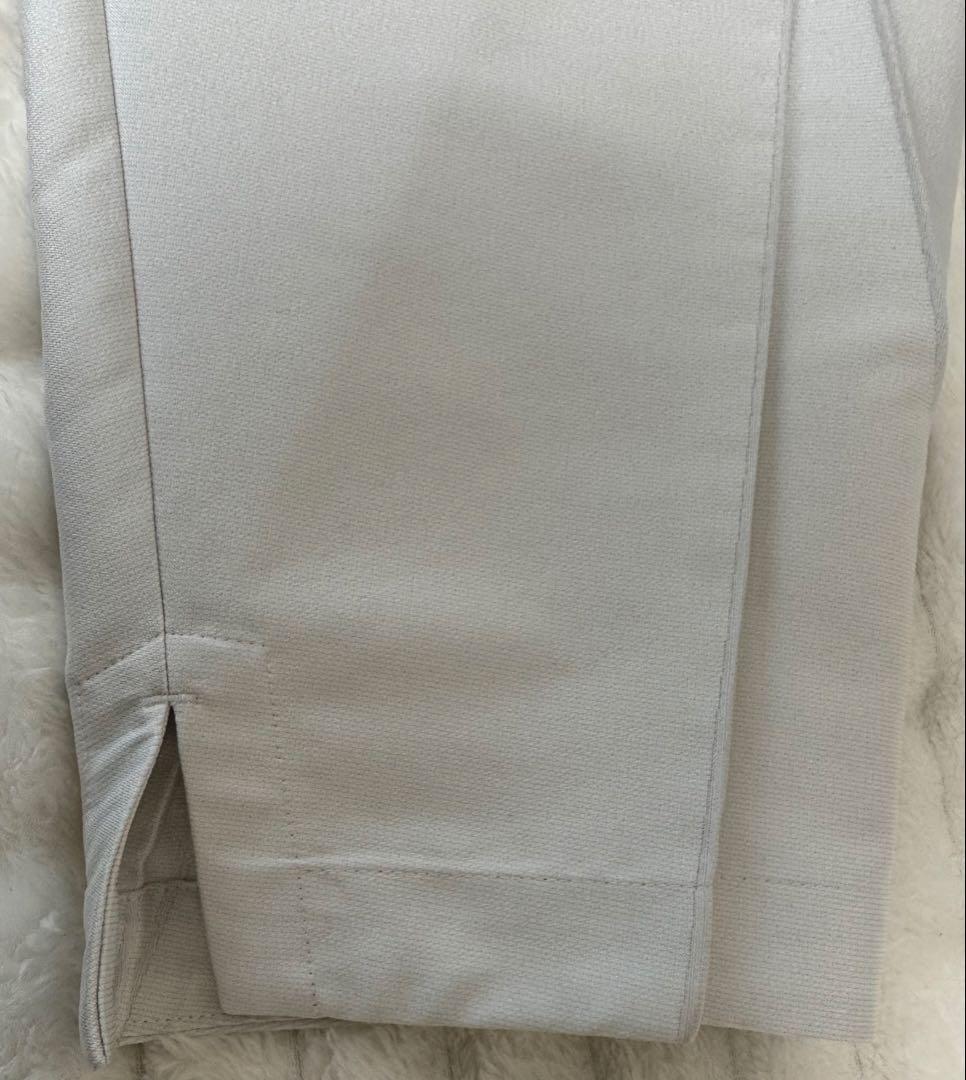 ISSEY MIYAKE ホワイトパンツ ウエスト約40cm