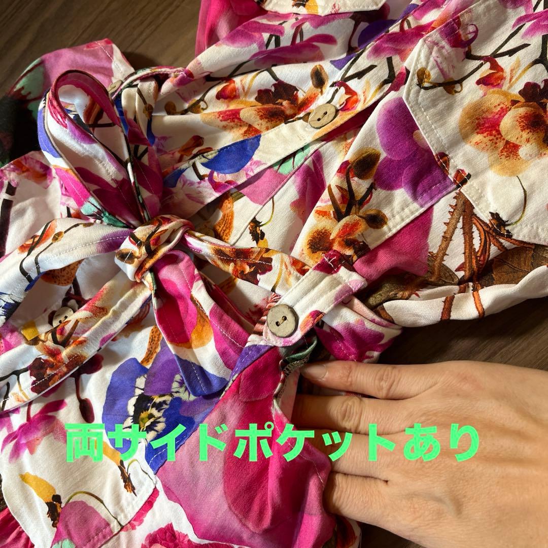 Desigual ピンクの花柄の可愛いワンピース