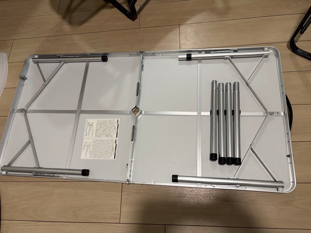 カラフル木目調折りたたみテーブル