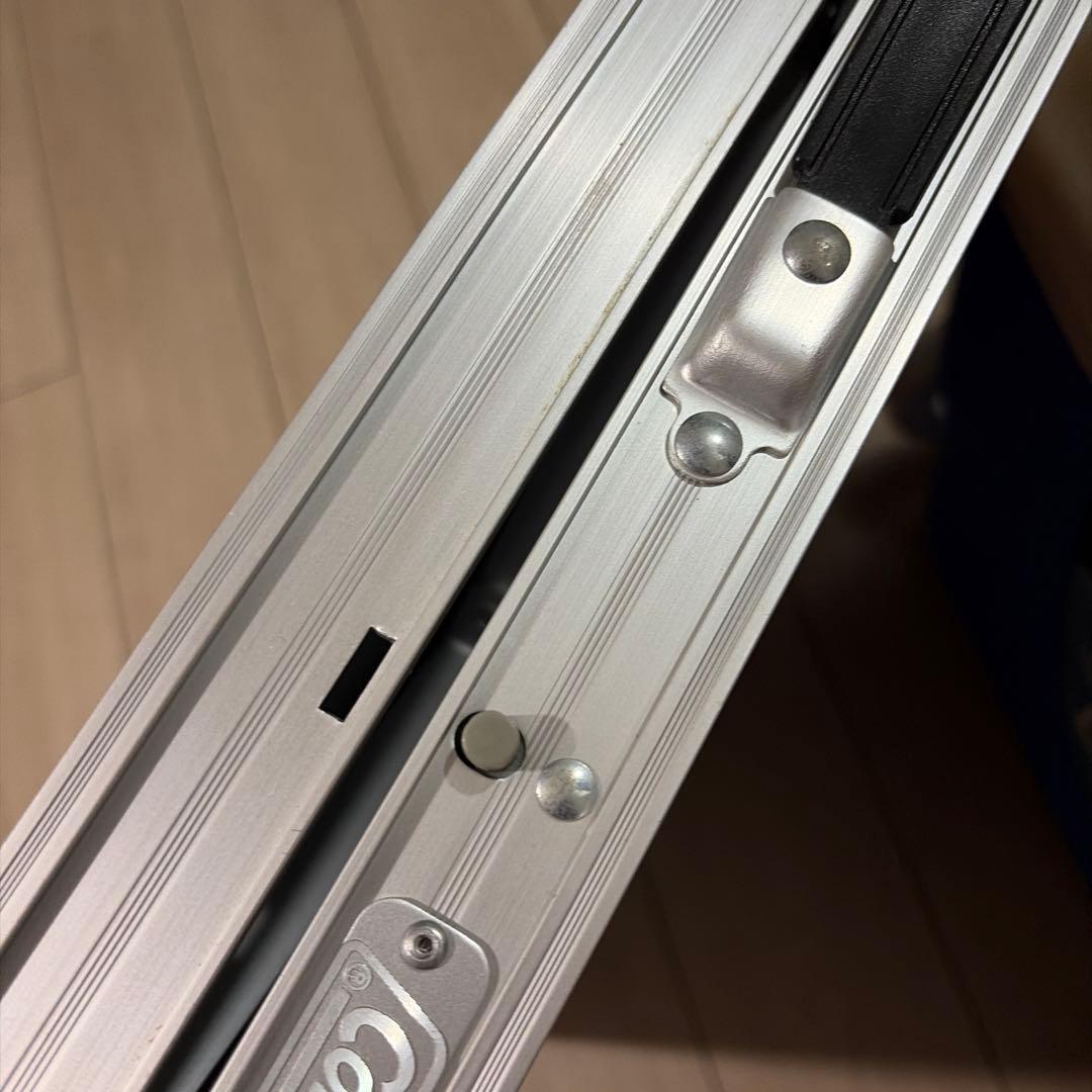 カラフル木目調折りたたみテーブル