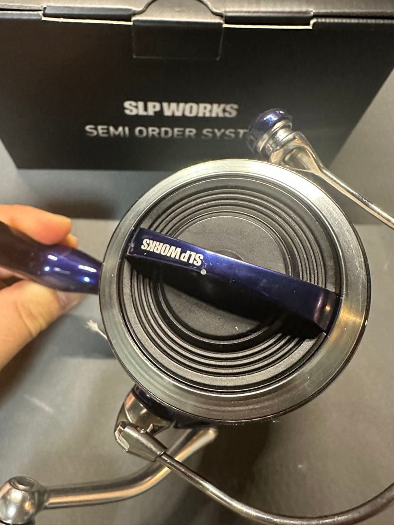 ダイワSLP WORKSソルティガ5000XH替えスプール・スプールケース付き
