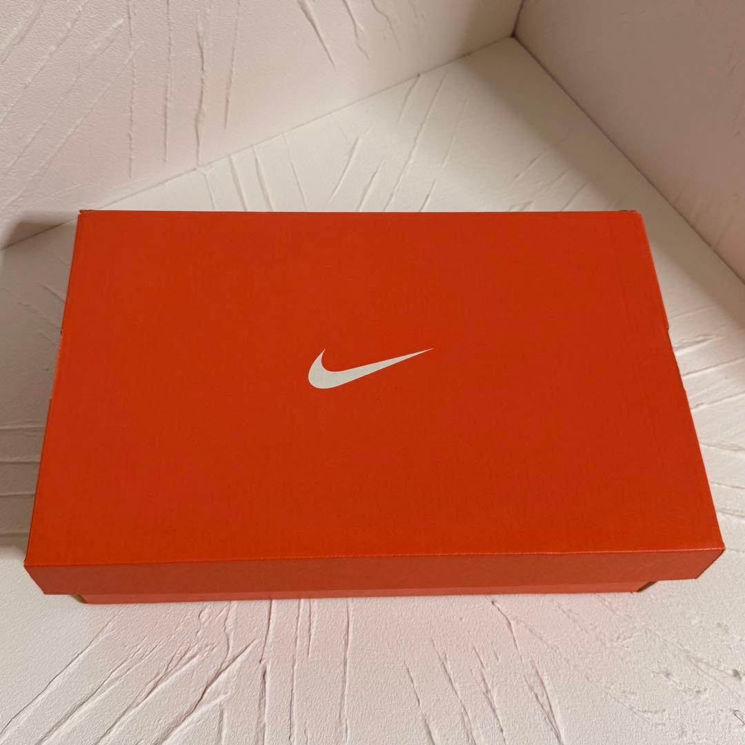 【新品未使用】NIKE エア ズーム テンポ ネクスト % タグ箱付き 26cm