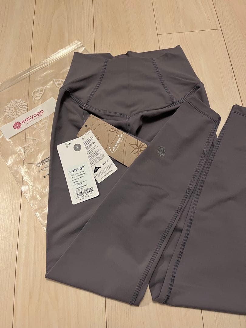 ★期間限定値下げ★ ヨガウェア レギンス【未使用タグ付き】　easyoga
