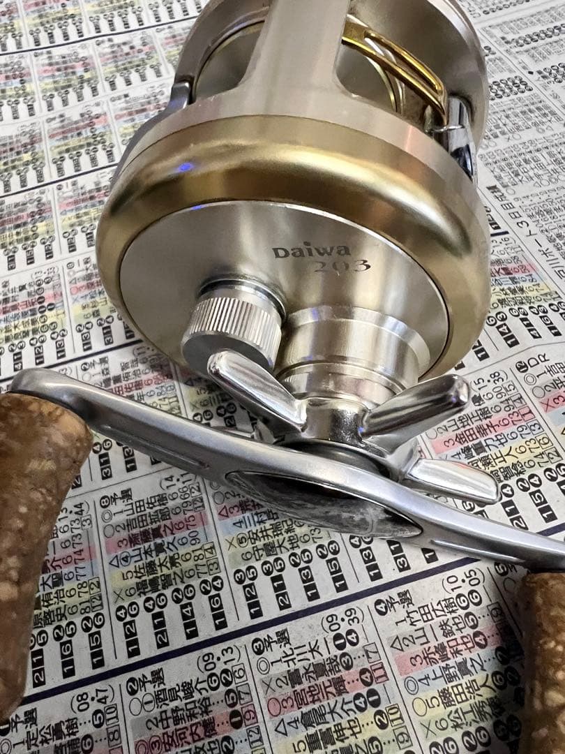 ダイワ daiwa ミリオネア CV-Z 203 美品