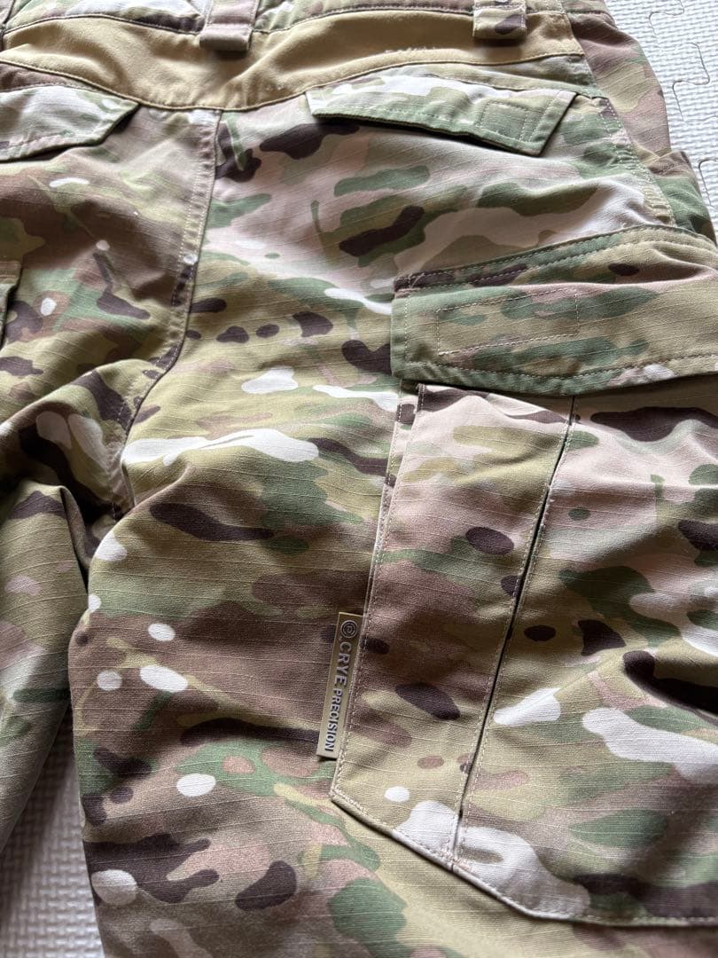 実物　CRYE PRECISION コンバットシャツ、パンツセット