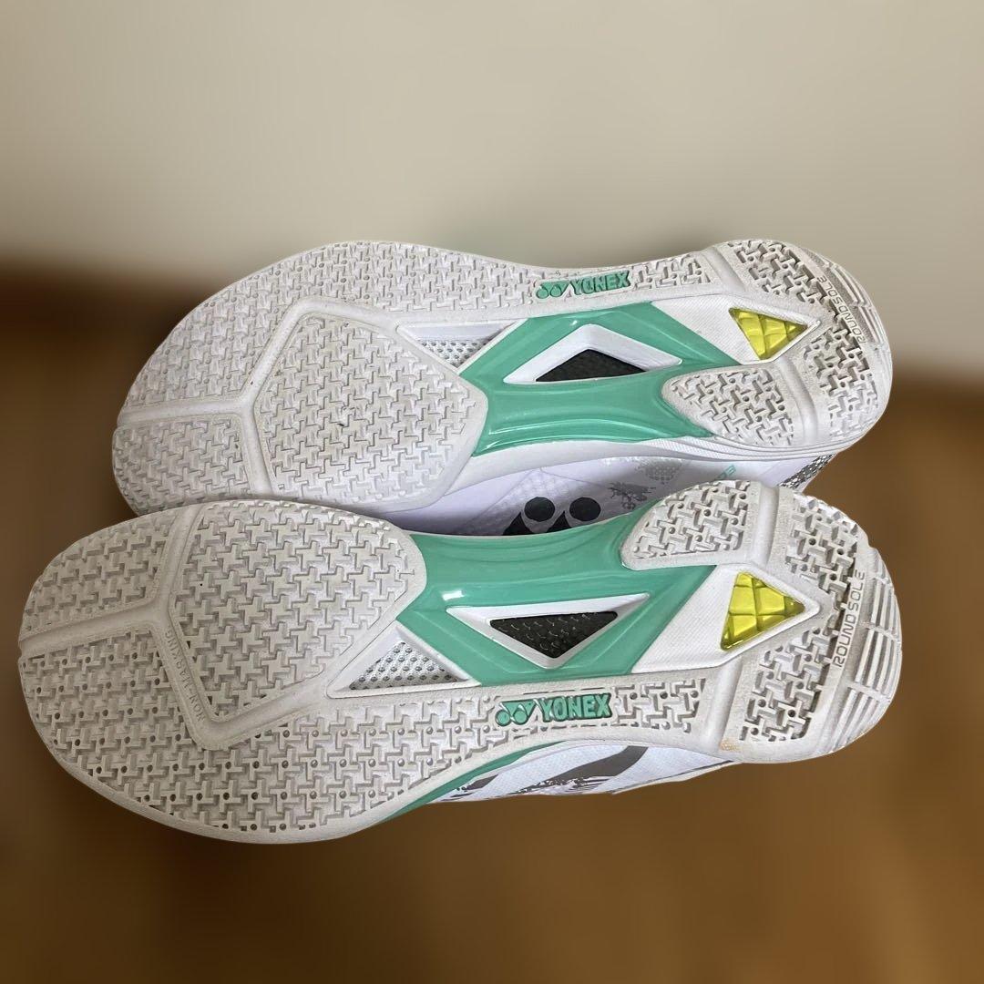 YONEX エクリプションZ ウィメン 24.5cm バドミントンシューズ 美品