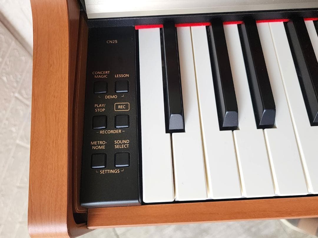 送料無料★極美品★ KAWAI(カワイ) CN25C【15年製】