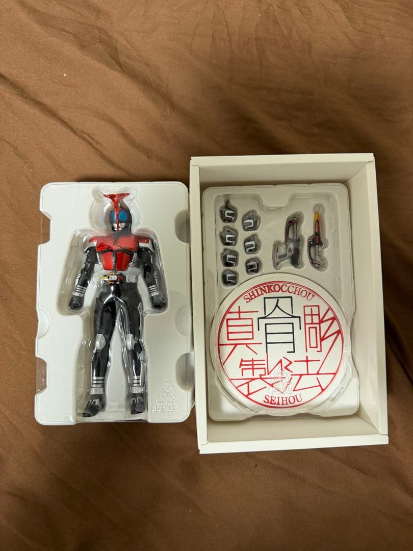 S.H.Figuarts（真骨彫製法） 仮面ライダーカブト10thVer.