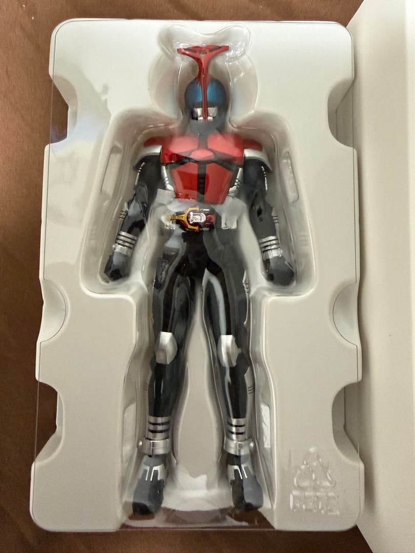S.H.Figuarts（真骨彫製法） 仮面ライダーカブト10thVer.