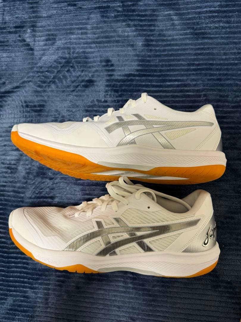ASICS Japan バレーボールシューズ ホワイト28.5センチ